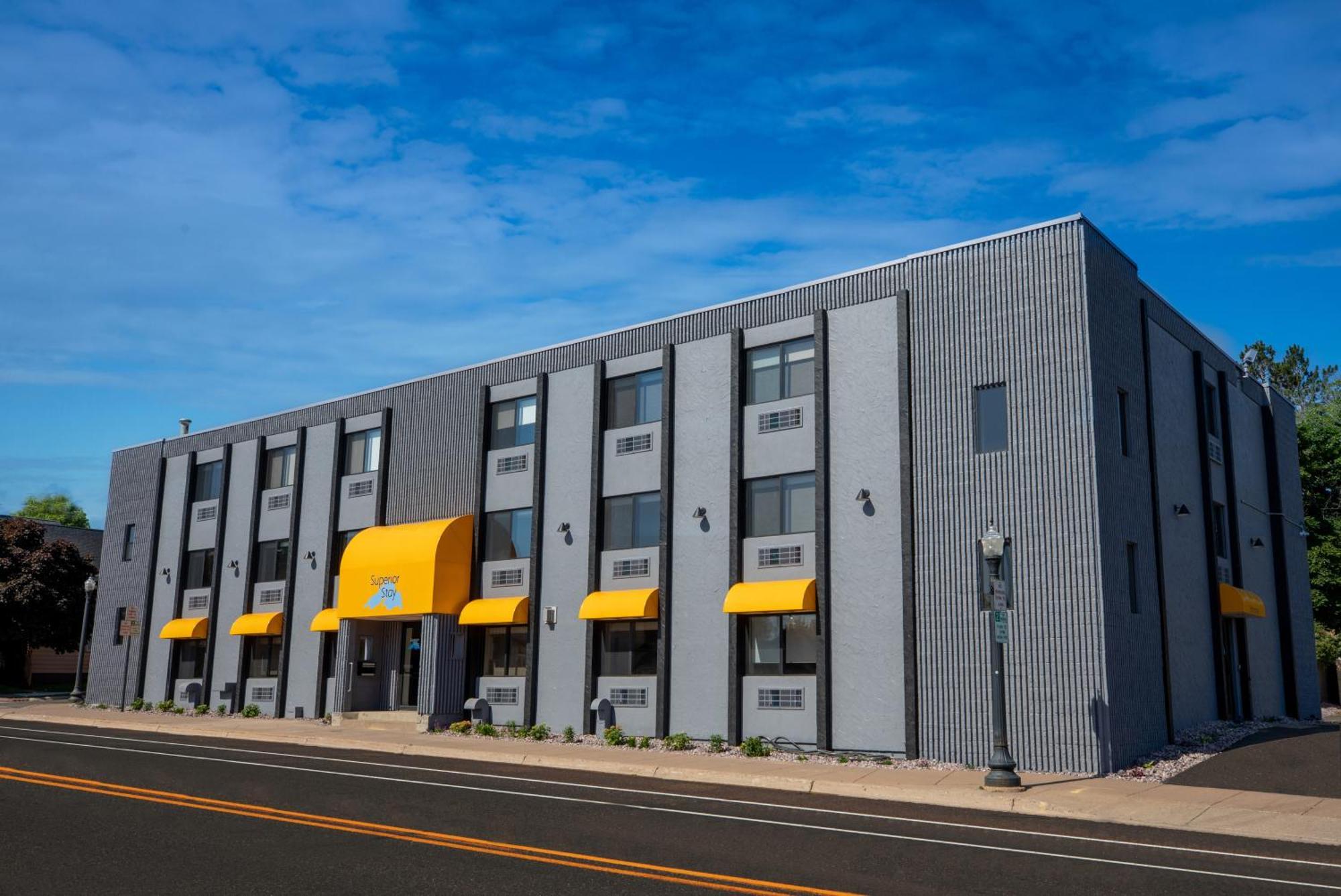 Superior Stay Hotel Marquette Exteriör bild